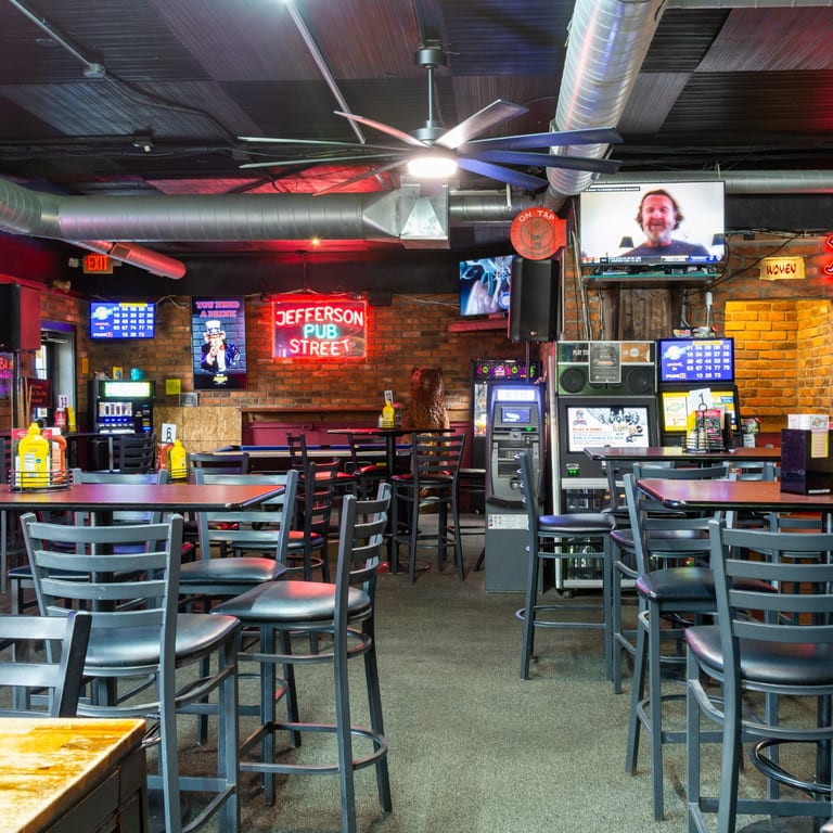 Your Flavor-Packed Hangout for Good Times